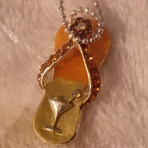 NWT! SPARKLE Margarita Flip-flop Necklace